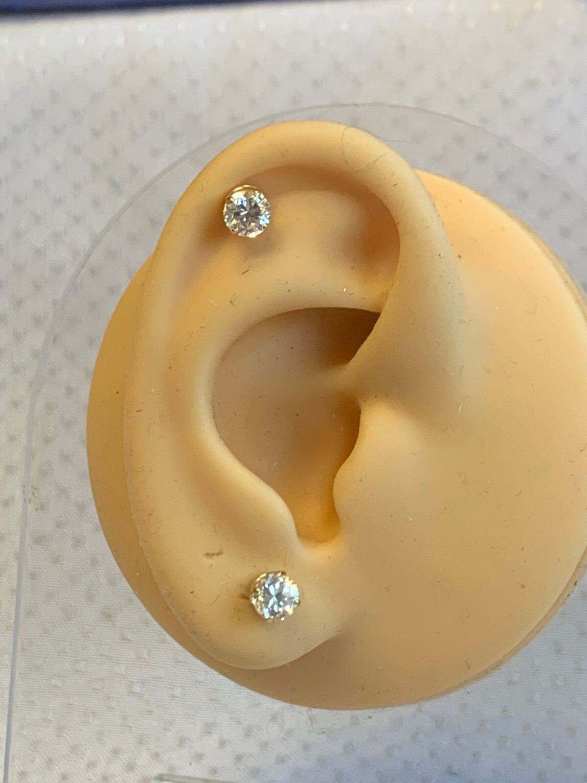 14K Yellow Gold Stud Earrings .90g Fine Jewelry Clear Stones Push Backs *READ*