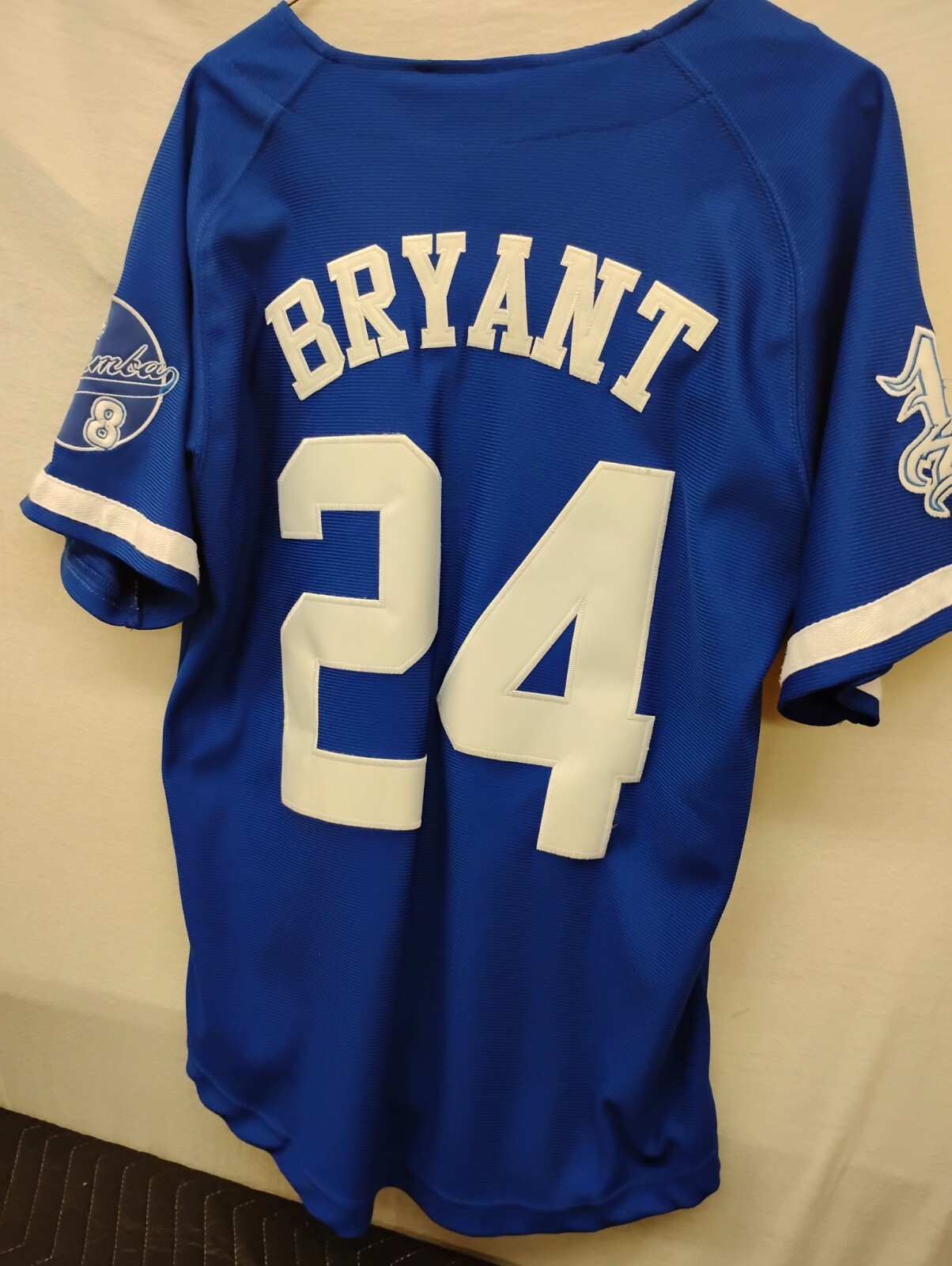 Picture 20 of 24
