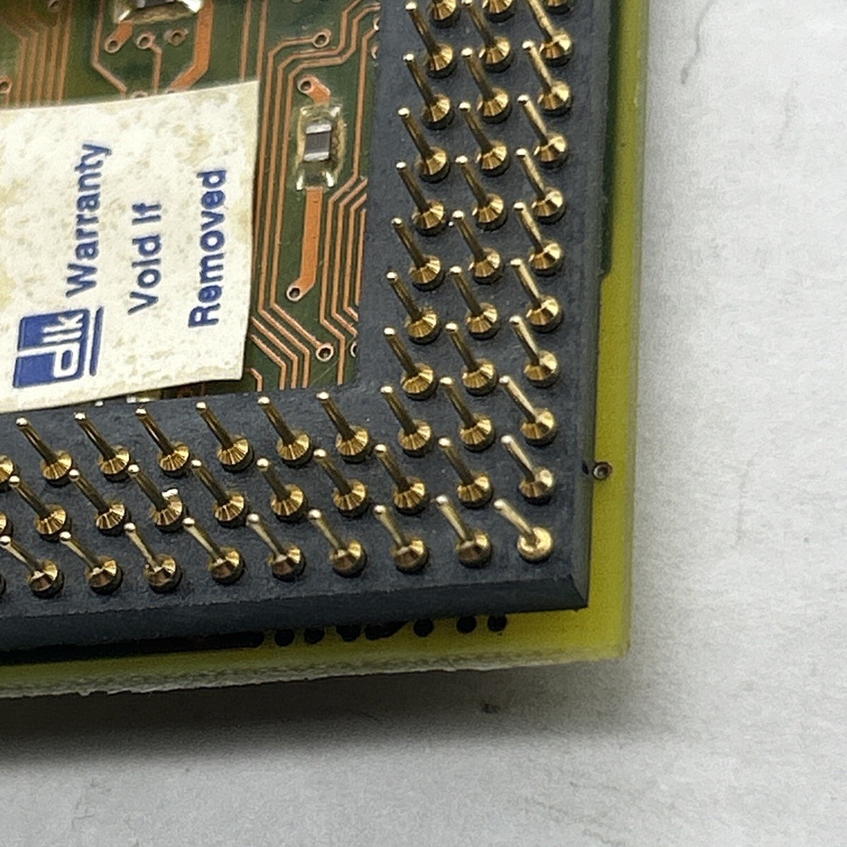 Intel 486 SX-25 vintage purple ceramic gold CPU A80486SX-25