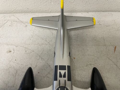 Douglas A-26 Invader mohagany model Airplane - Picture 4 of 8