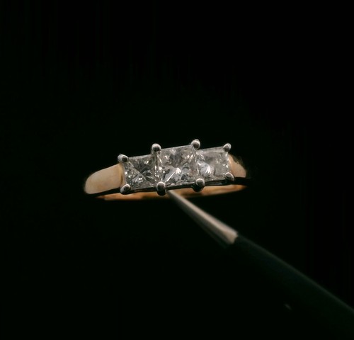 14KT Yellow Gold & Platinum 0.90cttw Diamond Ring – Size 8.25 – 5.00g - Picture 5 of 10