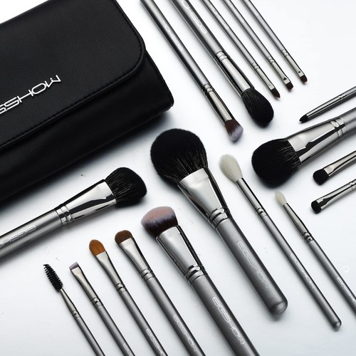 Versatile 18pc Professional Makeup Set - Ideal for Every Skin Type and Occasion - Picture 3 of 11
