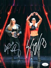 Ronda Rousey MMA Cards and Autographed Memorabilia Guide 52