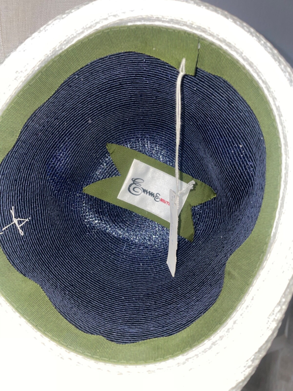 Picture 3 of 8