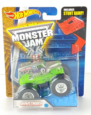 Monster Jam Grave Digger #29 Chrome Stunt Ramp 1:64 Diecast Monster Trucks Gift