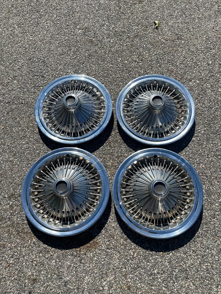 Tapacubos originales Chrysler Cordoba 1975 a 1979 15 pulgadas radios de alambre cubiertas de rueda Foto 2 de 4