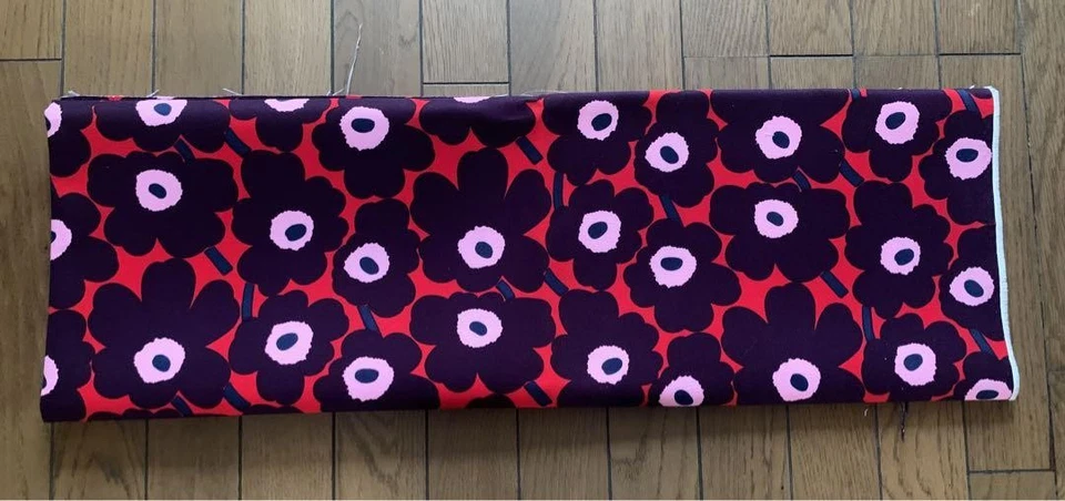 Marimekko Mini Unikko Pink Dark Purple Canvas Fabric 25×75cm - Image 2 of 4