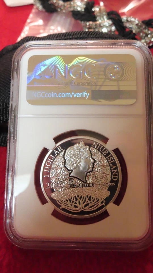 NIUE 2013 Dollar, Silver PCGS PR69  Magical Calendar April Swarovski Birth - Image 3 of 4