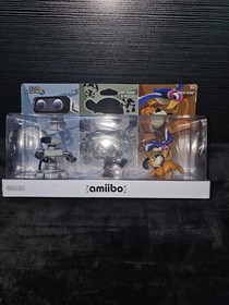 Super Smash Bros Amiibo Bundle &ndash; R.O.B., Mr. Game & Watch, Duck Hunt + R.O.B. 54