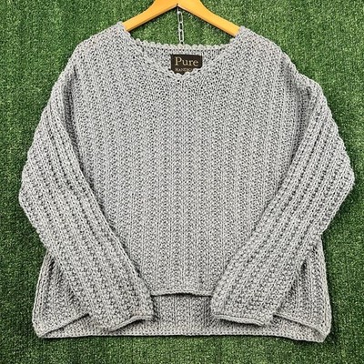 Pure Handknit Wool Sweater Womens M/L Dusty Blue V-Neck 100% Wool Artisan Chunky