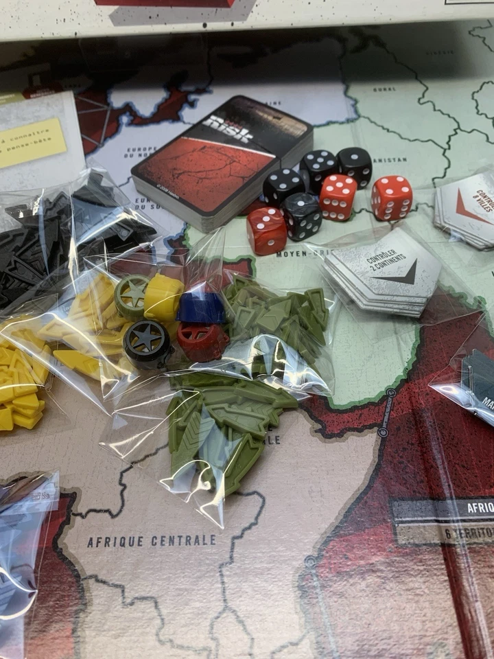 ♠️ Jeu de société - RISK - Des Année 2008 - PARKER - Parker - TBE ♠️ - Photo 3/4