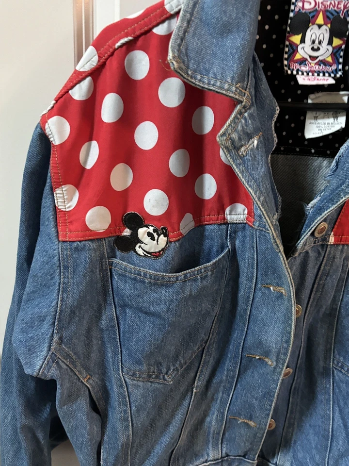 Chaqueta Denim Jou Hecha Exclusivamente para Disney Vintage Mickey & Minnie Grande Foto 3 de 4