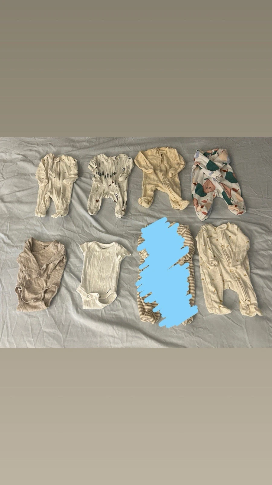 Newborn Boy Clothes - 16 Pieces
Opens in a new window or tab