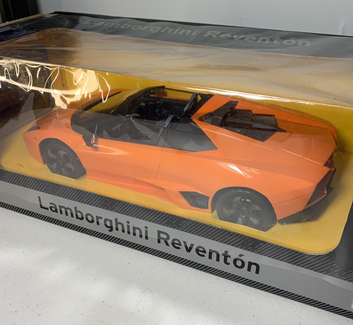Braha RC Radio Control Lamborghini Reventon 1/14th scale Braha RC Radio Control Lamborghini Reventon 1/14th scale
