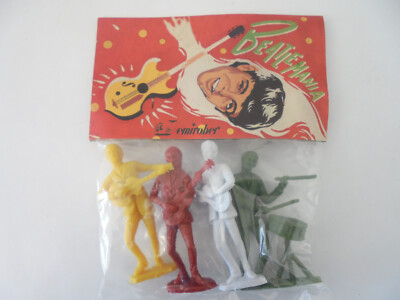 KISS - Coffret de 4 figurines sur scène - The Promotion Factory KISS - Coffret de 4 figurines sur scène - The Promotion Factory