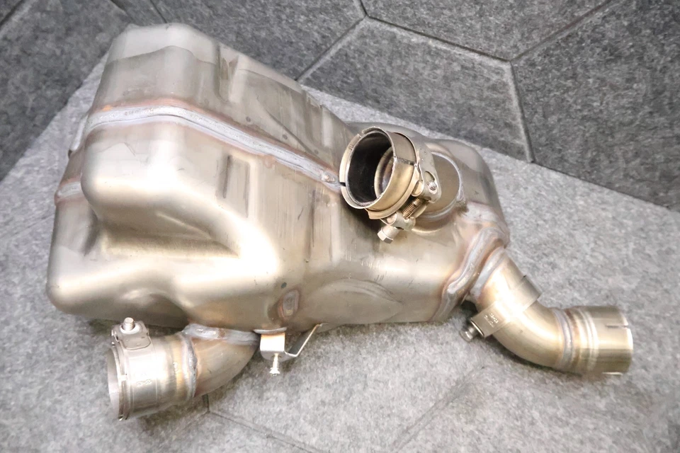 COLECTOR CATALIZADOR ESCAPE DUCATI MULTISTRADA 1200 V4 S 2021-2024 ZDM E82 Foto 3 de 4