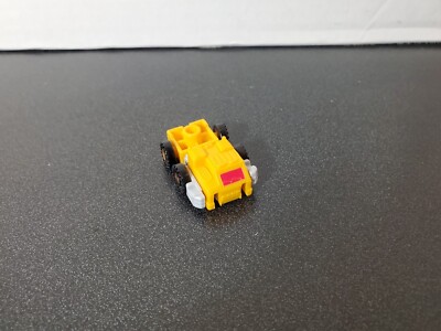 VINTAGE TRANSFORMERS 2  FIGURE MICROMASTERS ERECTOR