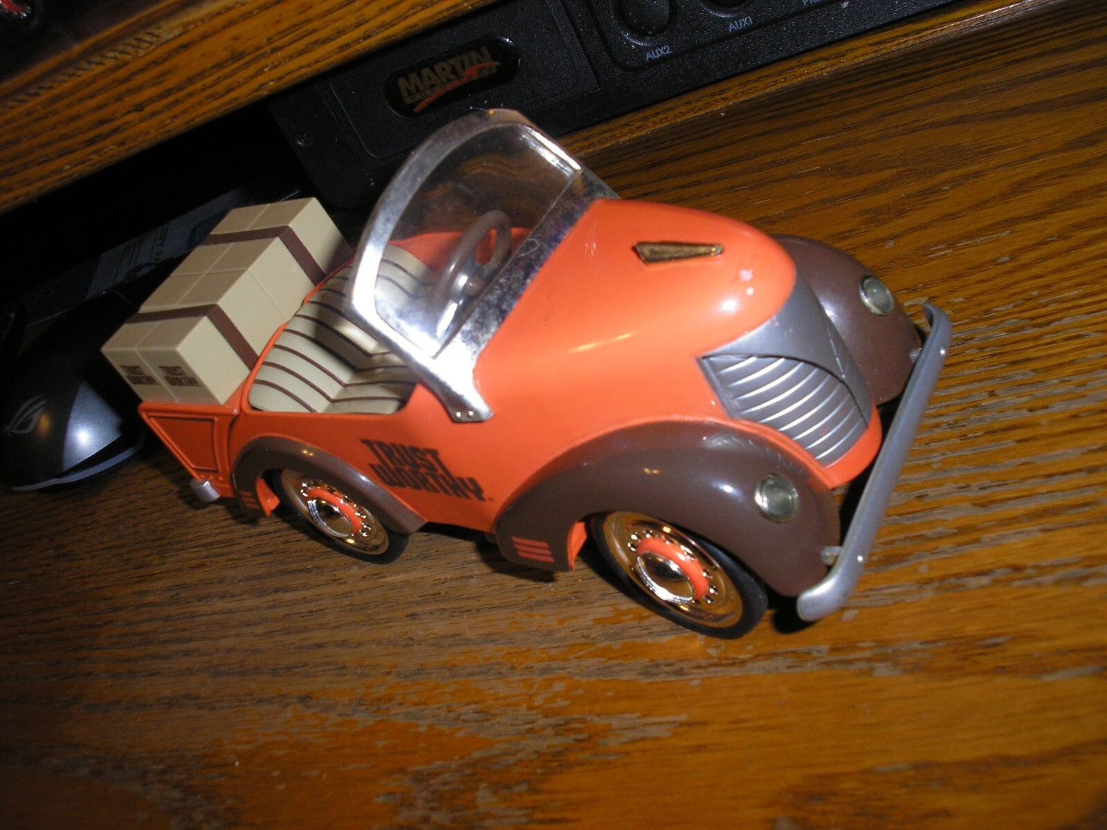 Picture 4 of 5