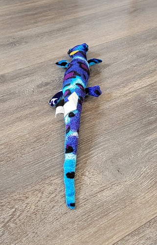 Classic Toy Co Blue Lizard Plush Stuffed Animal Toy 14" - Picture 5 of 9