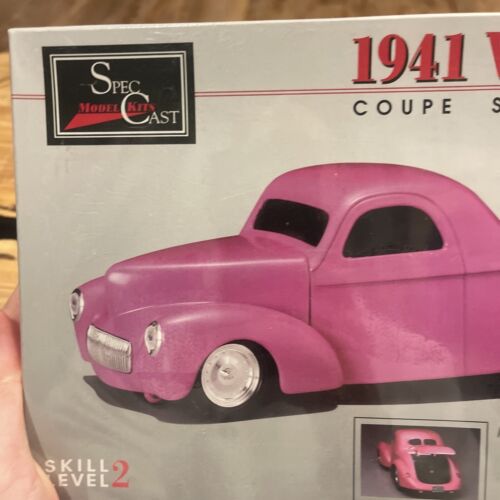 SPEC CAST 1941 WILLYS COUPE STREET ROD, DIE CAST METAL BODY 1:25 SCALE SEALED - Picture 2 of 6