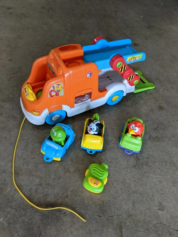 vtech pet carrier orange