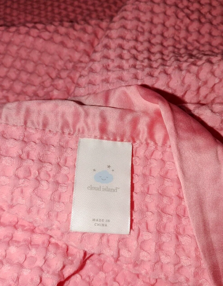 Manta térmica para bebé Cloud Island rosa liso satinado objetivo coral tejido gofre Foto 3 de 3