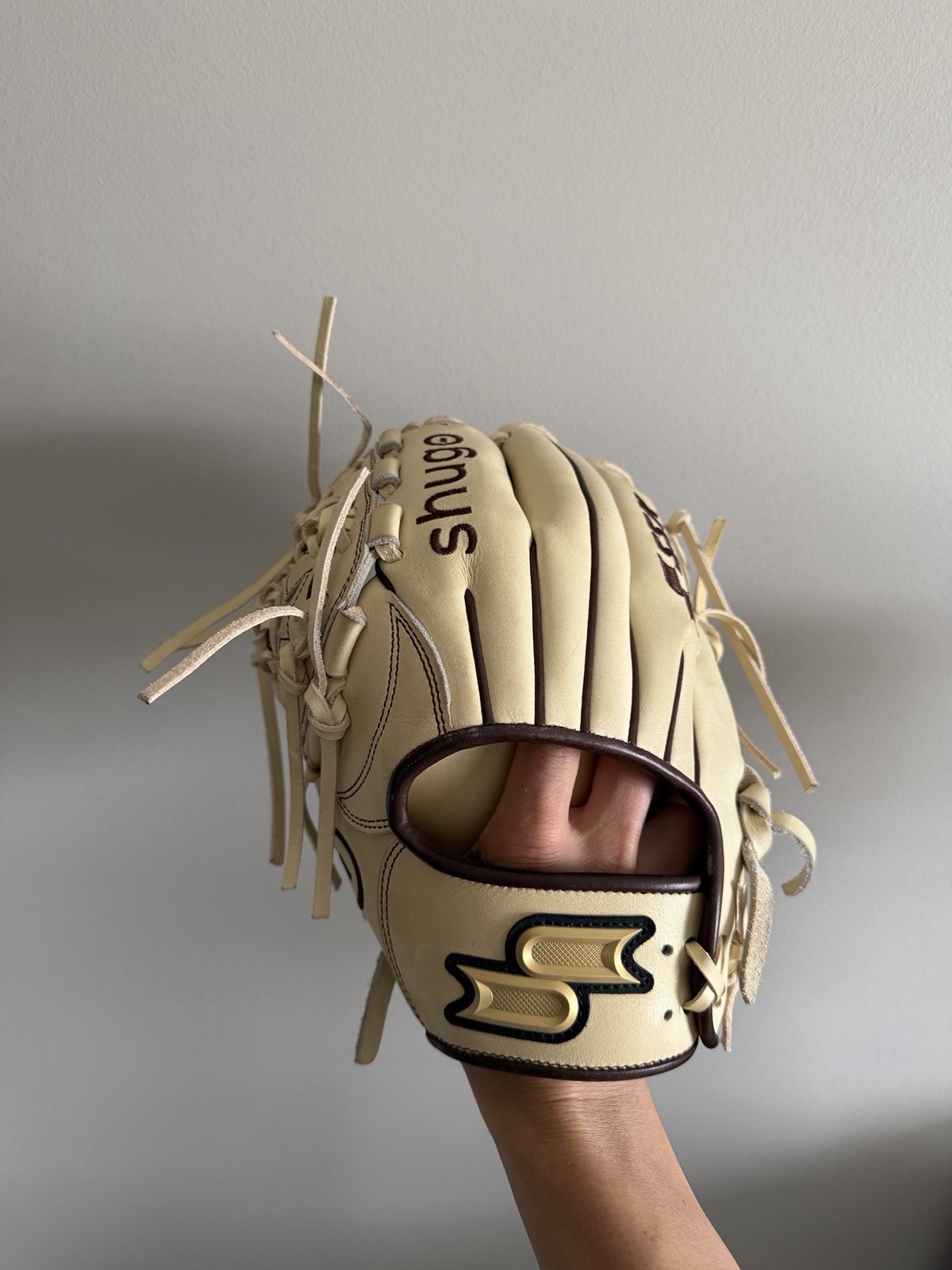 Zpro 12" Custom Glove 1/1