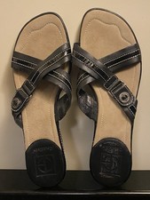 Cole Haan Women  s Cross Strap Black Leather Sandals Size 7