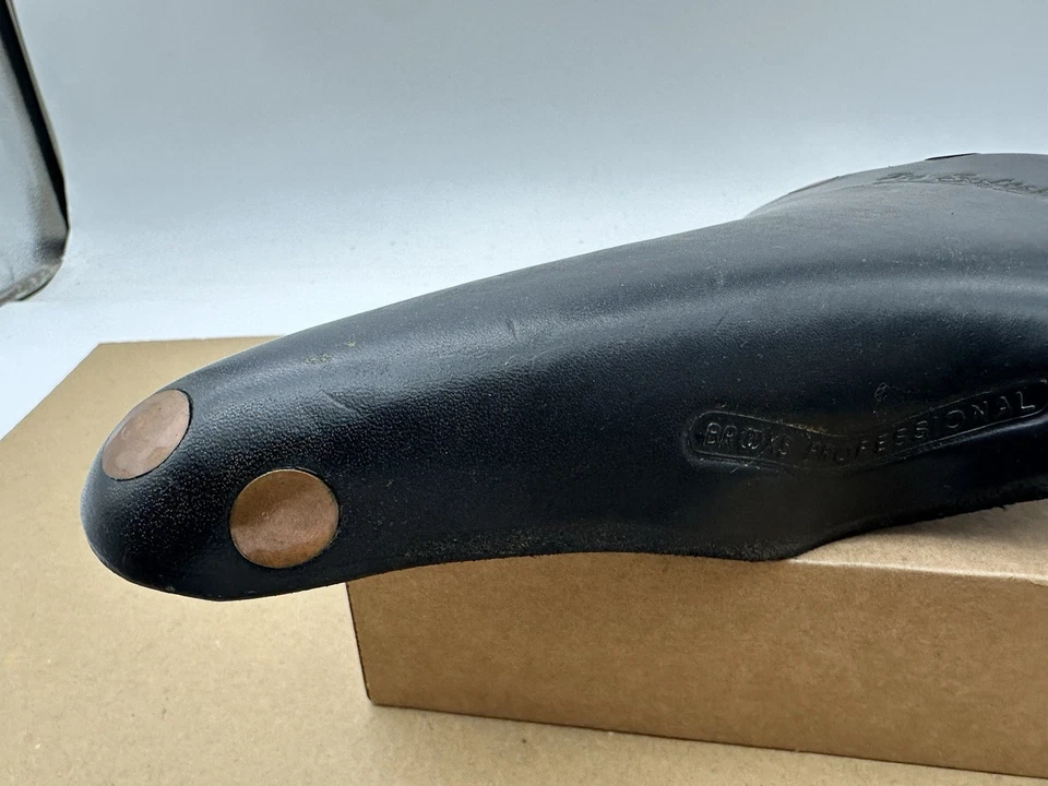 Винтажное профессиональное предварительно смягченное кожаное велосипедное седло Brooks сделано в Англии б/у в отличном состоянии - Изображение 3 из 4