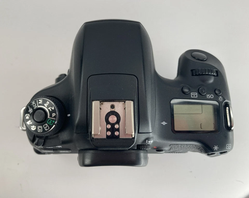 Canon EOS Rebel T6s (Black) Body only in original box, pre-owned - Image 4 of 4