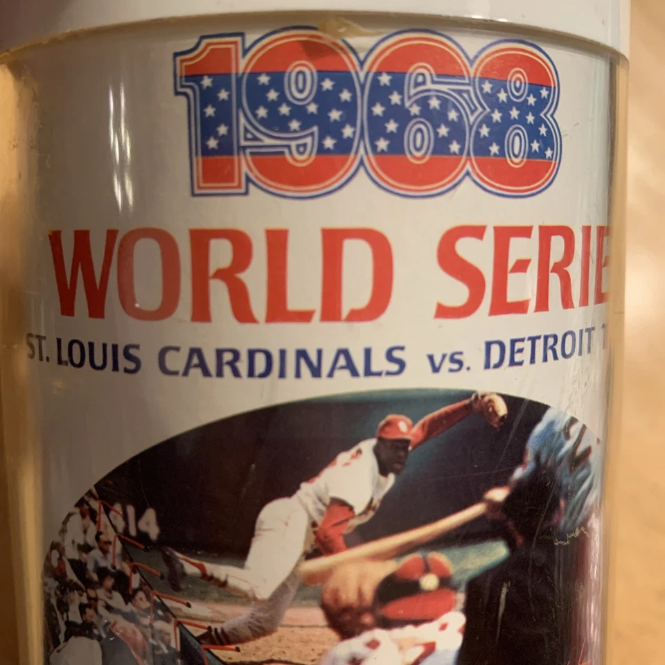 Taza de cerveza de recuerdo de colección 1968 SERIE MUNDIAL DE LOS CARDENALES DE SAN LUIS vs. Tigres de Detroit  Foto 2 de 4