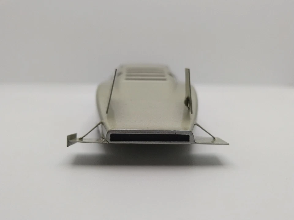 Coche de registro EMC Pivtorak 1/43 Mercedes Benz C111 1979. ¡Extremadamente raro! Foto 4 de 4