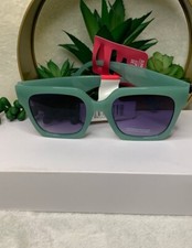 FASHION SQUARE SUNGLASSES SAGE 