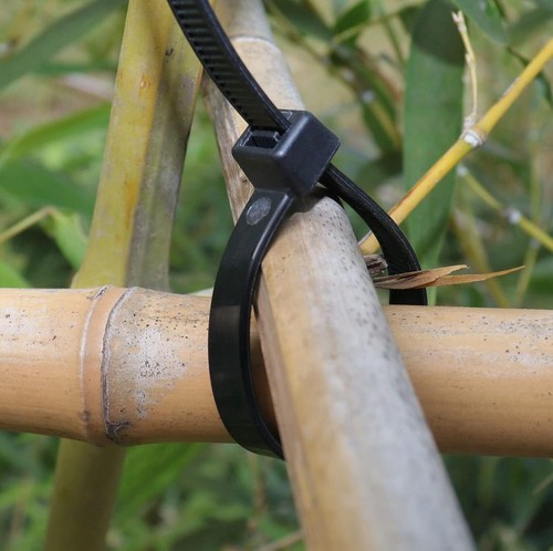 Bridas grandes con cremallera 18 pulgadas negras extra largas para cables resistentes al aire libre 120 libras de ancho - Imagen 3 de 3