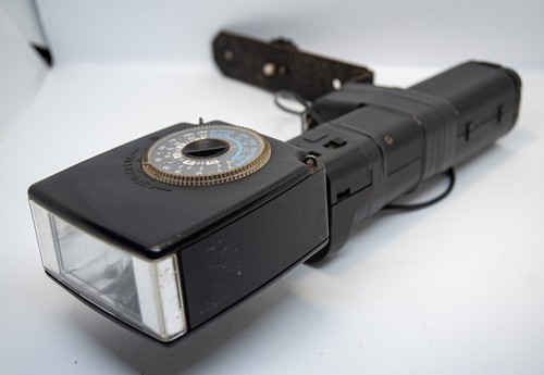 Flash Universel METZ Mecabtliz 45 CT-1 - LIRE!! - TEL QUEL/PIECES/REPARATION - Foto 2 di 7
