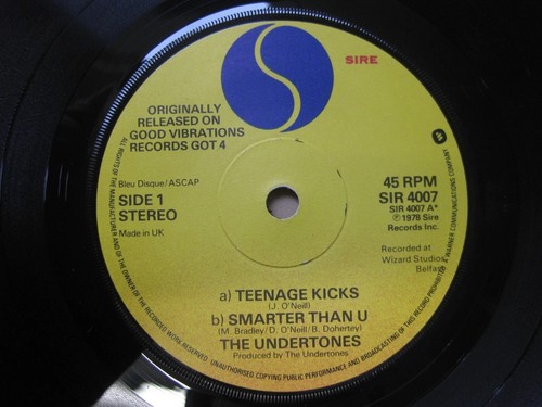 The Undertones ~ Teenage Kicks ~ 7" Vinyl 4 Track Single ~ Sire ~SIR 4007 (1978) - Picture 4 of 4