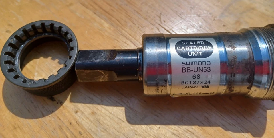 Shimano BB-UN53 Bottom Bracket Deore LX- N105 68 x 118mm Square Taper - Image 2 of 4