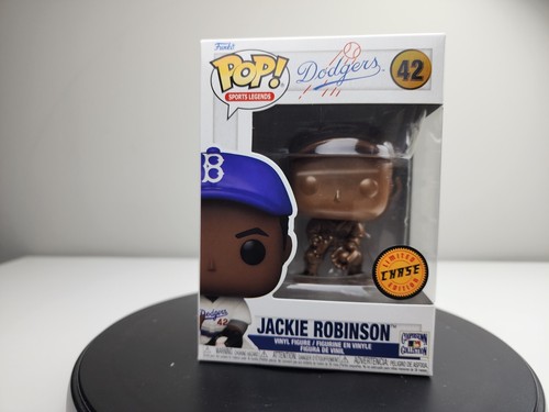 Funko Pop! Figura de Jackie Robinson Bronze Chase #42 Sports Legends MLB LA Dodgers - Imagen 3 de 23