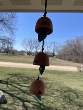 Handmade/Painted Terra-cotta 3 Dome Western Style Wind chime  floral Arrowheads