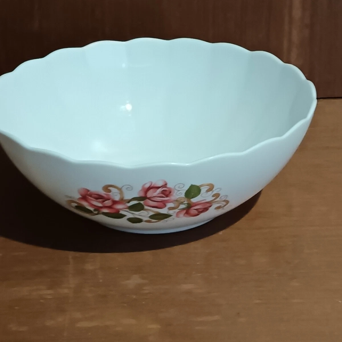4 ANEMONE FLOWER DISHES 2074 ARCOPAL FRANCE