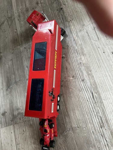 MATCHBOX K-116 IVECO FERRARI F1 RACING Transporter Truck Formula 1 giocattolo - Foto 5 di 6