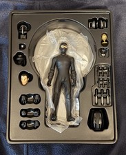 Product Image: USED DAMAGED Mezco One:12 Collective DIABOLIK Action Figure