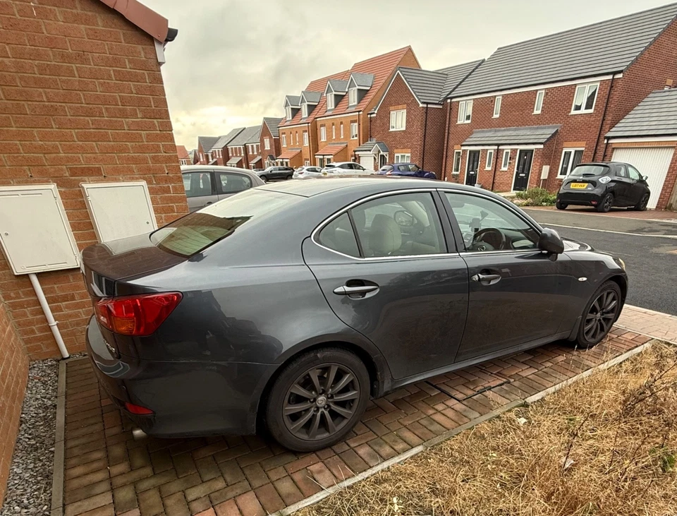 Lexus IS 2007 Petrol Saloon 250 RWD II _E2_ 2499cc 153KW 208HP 4GR-FSE - Image 4 of 4