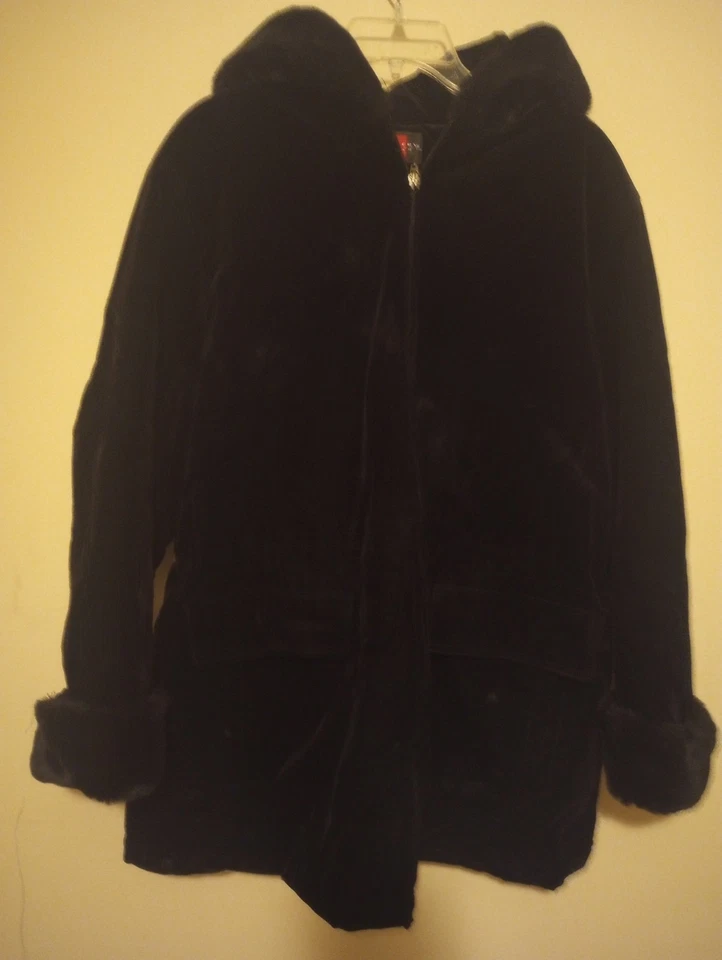 Gallery 女式人造毛皮大衣拉链前连帽缎面衬里尺寸 1X — 第 2/2 张图片