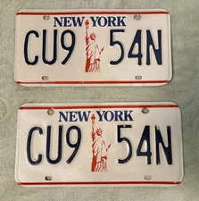 Vintage Real 1980s New York Statue Of Liberty 🗽 License Plate Pair 1980-2000