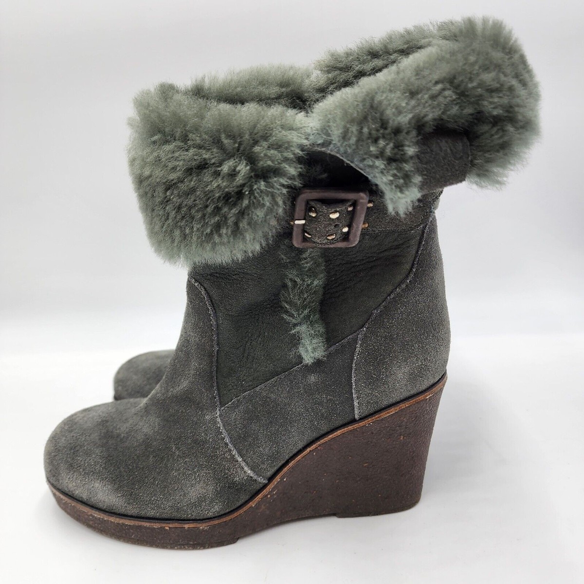 EMU Australia Heighton Low Gray Sheepskin Leather Wedge