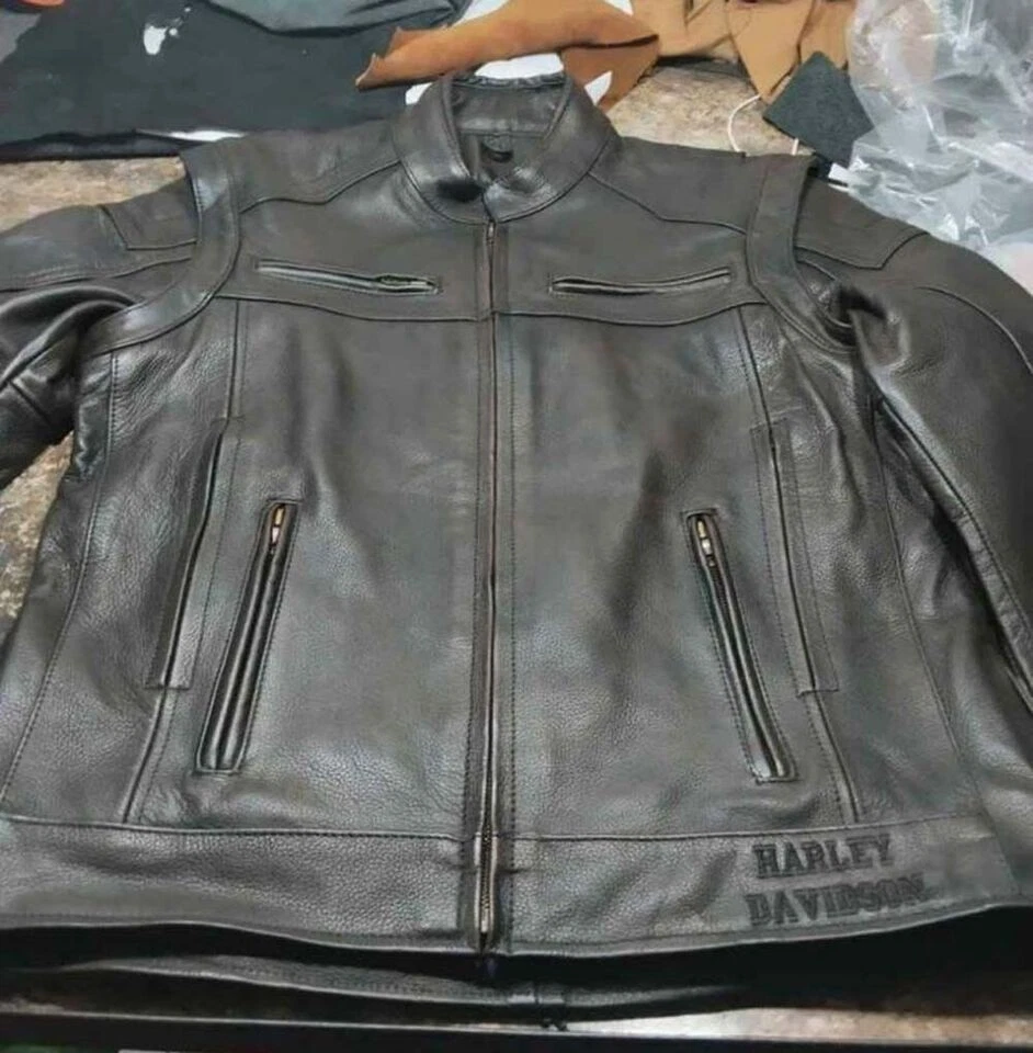 Harley-Davidson Men's Dauntless 2-in-1 Convertible Leather Motorcycle Jacket - Image 4 of 4