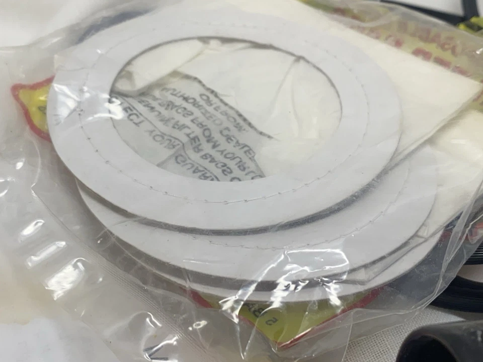 Metro Vac N Go 500 Handheld Vacuum Cleaner With New Bags Adapter With Paperwork! - Image 4 of 4