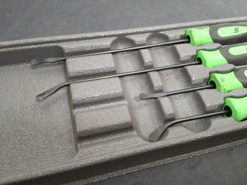 Snap on Tools 4-Piece GREEN Soft Grip Seal Removal Tool w/Plastic Tray - Picture 7 of 7