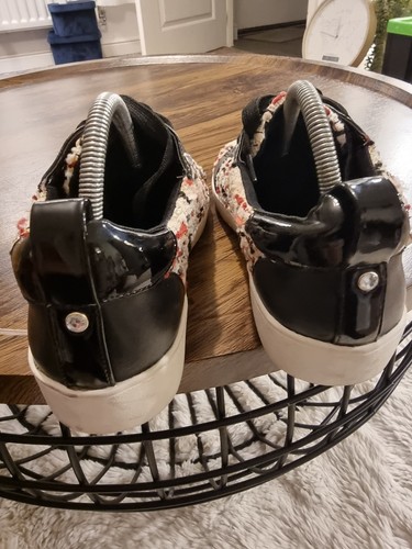 Carvela Joyful Tweed Eu 38 UK 5 Low Rise Trainer Sneaker Rare Summer Holidays - Picture 7 of 11